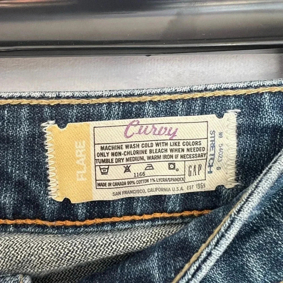 GAP Jeans Curvy Flare Medium Wash Denim 6 L Dark Rustic Indigo 8.25” rise - Picture 6 of 12